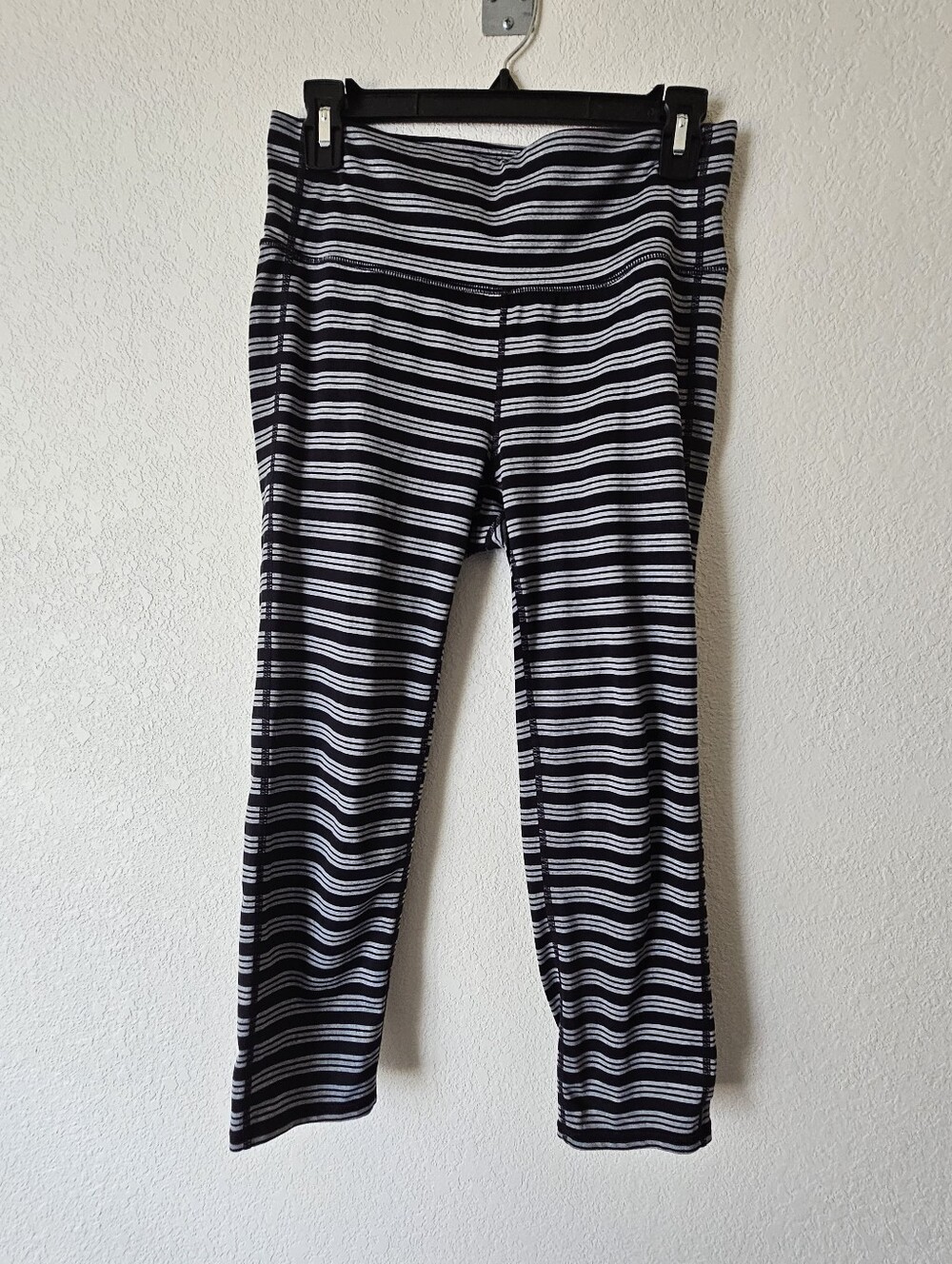 Athleta Cropped Striped Active Leggings